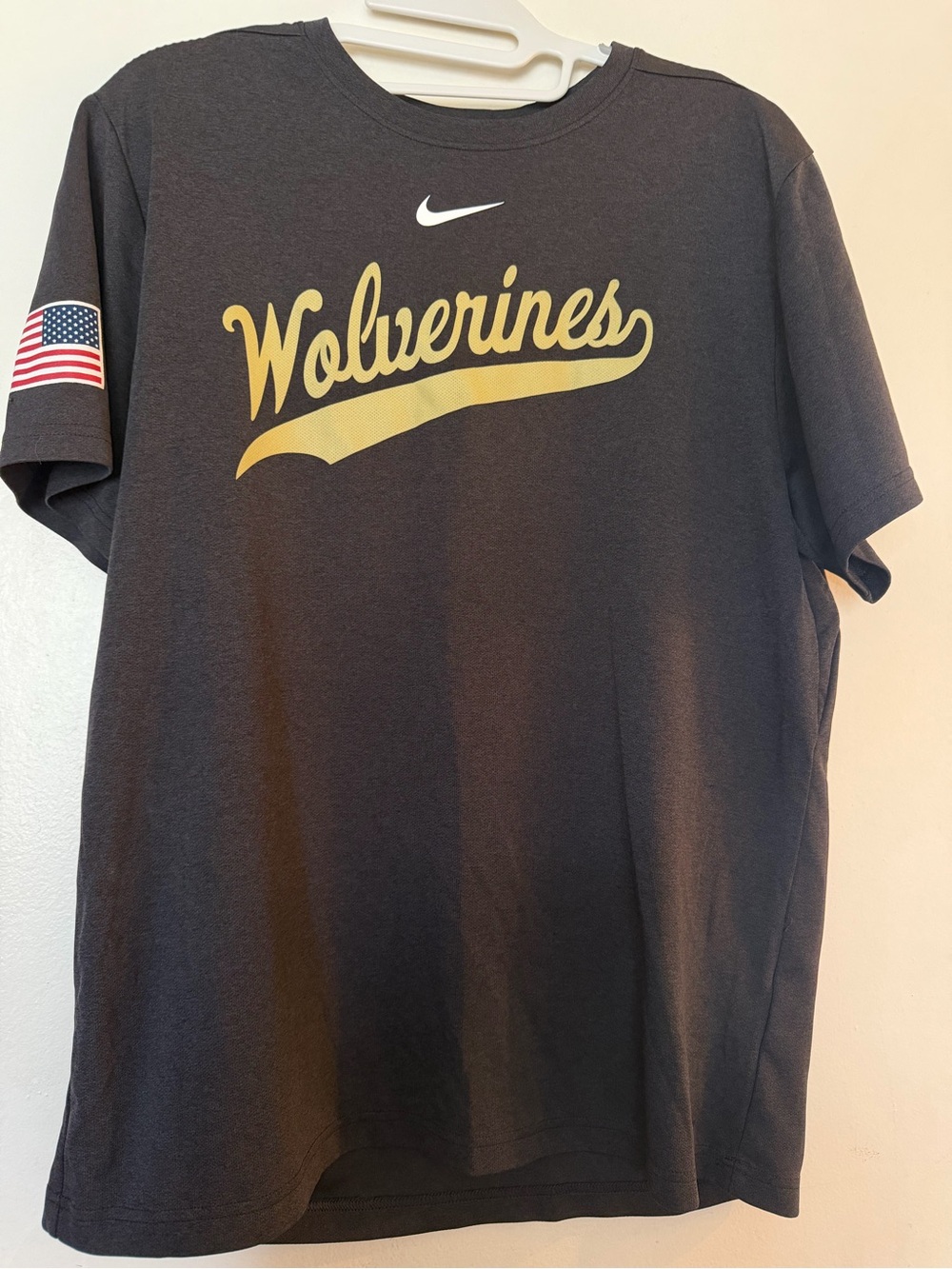 Nike Dri-FIT Men’s Large Wolverines #44 Athletic Shirt
